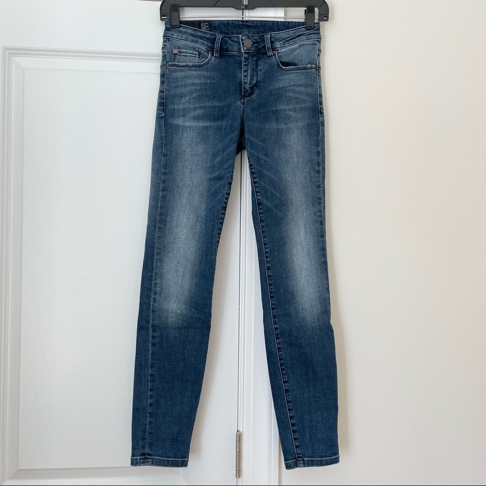 A/X Armani Exchange Low Rise Skinny Jeans - Picture 2 of 7